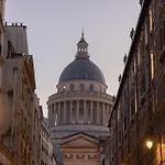 Notre Dame Paris Suite